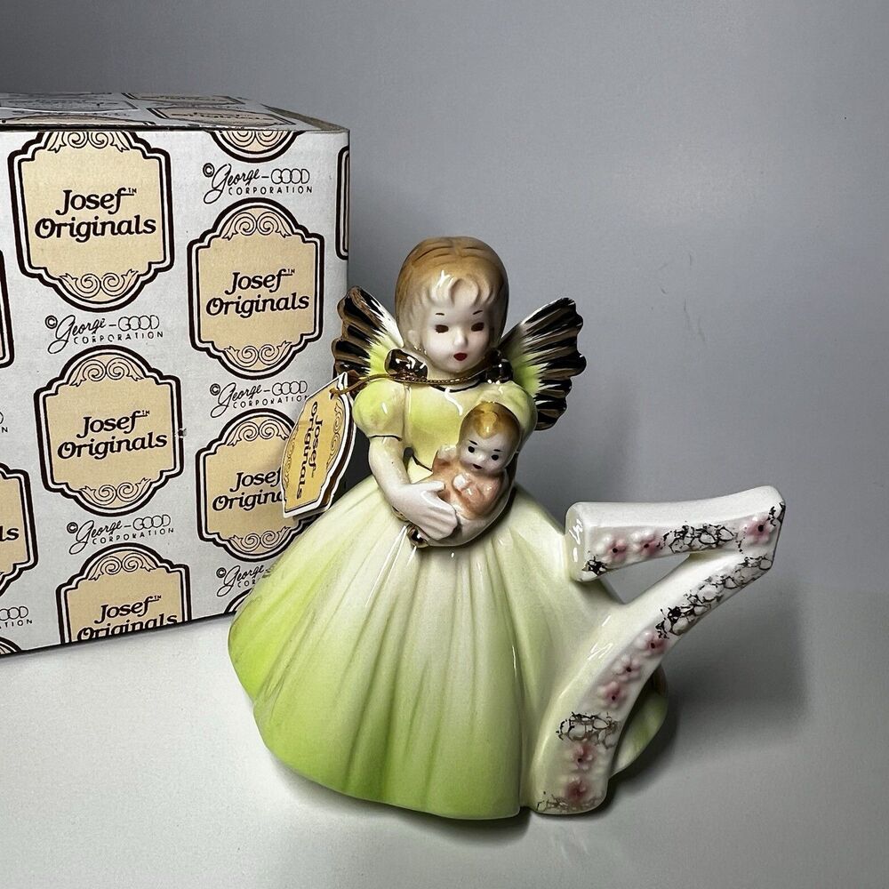 Vtg Josef Originals 7 Year Old Birthday Angel Figurine Doll with Original Box